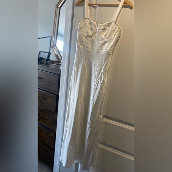 Bohme Midi Gown - Picture 6 of 6